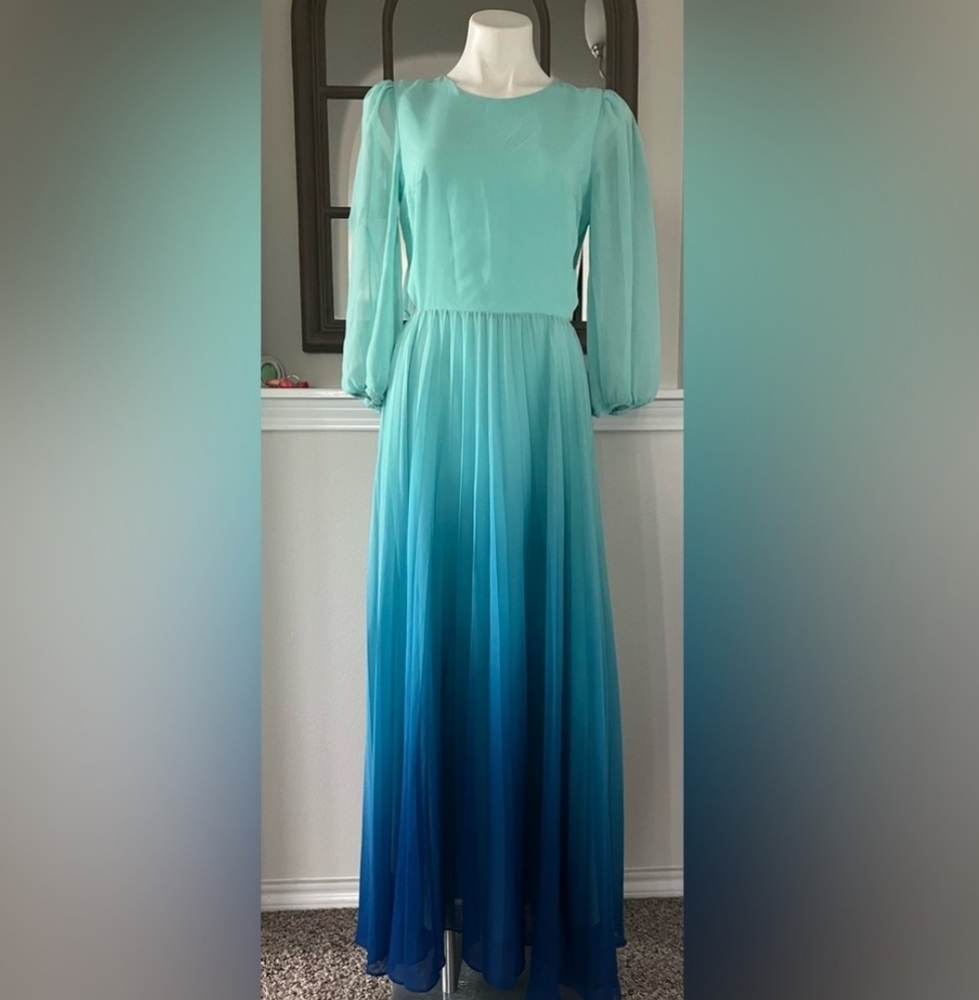 Rachel Roy Blue Fade Long Sleeve Dress With Curve Neckline Maxi Pleated Skirt - Picture 5 of 11